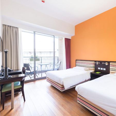 Y Loft Hotel Hongkong Kültér fotó